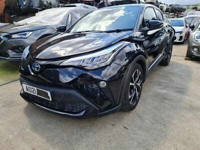 Toyota C-HR Design 1.8 Hybrid Auto 2020-2023 4 x Wheel Nut Breaking Parts - Image 1 of 4