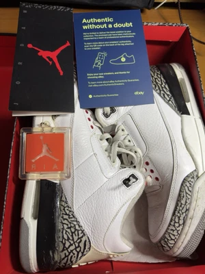 Nike Air Jordan 3 Retro Blanco Cemento Rojo Fuego 136064-105 Usado Para Hombre Talla 9.5 Foto 1 de 4