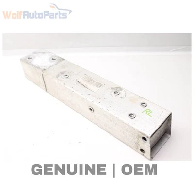 2018-2021 BMW I3S — арматура левого заднего бампера / кронштейн 7375467 - Изображение 1 из 4