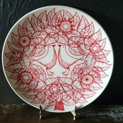 Crate and Barrel Carly Dodsley Red Birds Serving Plate - 11" Round - Image 1 of 4