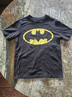 Batman Black Graphic T Shirt Kids Size 6/7  (A) - Image 1 of 4