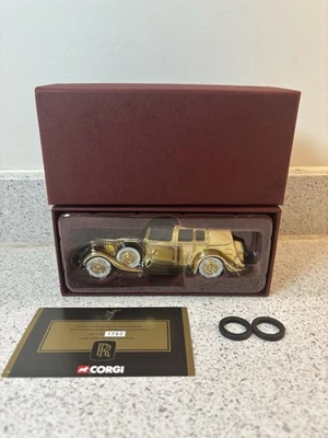 Corgi 1937 Rolls Royce Sedance Deville. 24 Carat Gold Limited Edition. Cc06804 - Image 1 of 4