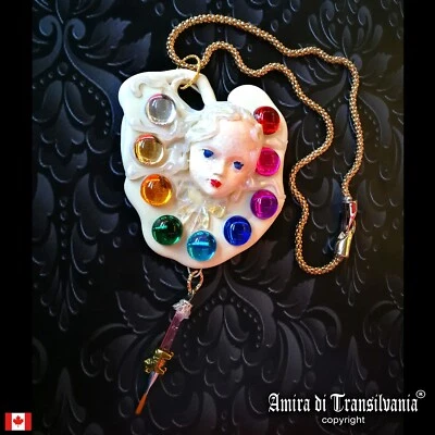 Necklace Woman Jewelry Luxury Vintage Doll Head Painter Artist Palette Charm Bib - Image 1 of 4