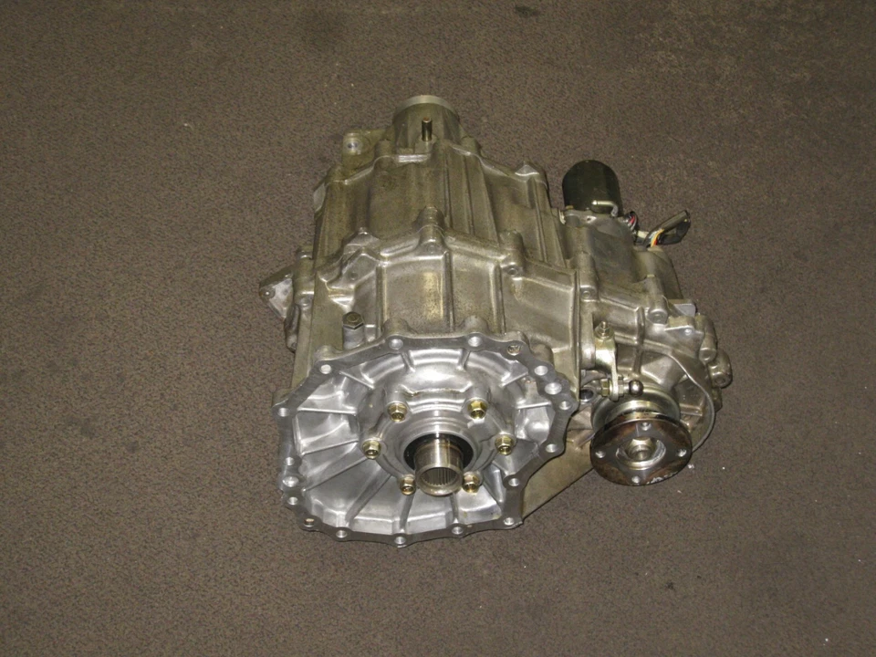 Infiniti QX4 1997 1998 1999 3,3 L 4x4 conjunto de caja de transferencia automática en muy buen estado 33 OEM Foto 1 de 1