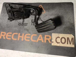 Pedal de Aceleración completo (pedal assembly) con soporte, 8200007512 - Imagen 1 de 4