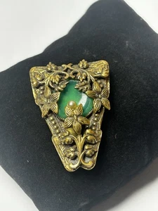 Vintage Brass Filigree Brooch Pin Dress Pin with Green Gem 1.5” - Picture 1 of 6
