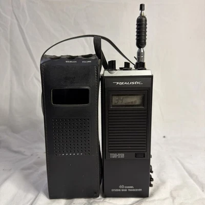 Realistic TRC-216 40 Channel Walkie Talkie Citizens Transceiver WORKING - Image 1 of 4