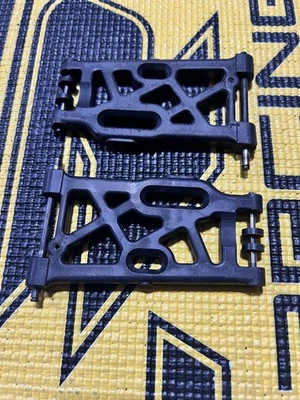 OFNA 40020 Rear Lower Control Arms with 40023 and 36170 Arm Shafts. Ravager 4.6 - Image 1 of 4