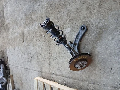 Rodilla delantera izquierda conductor tracción delantera para 22 AUDI A3 3096690 Foto 1 de 4