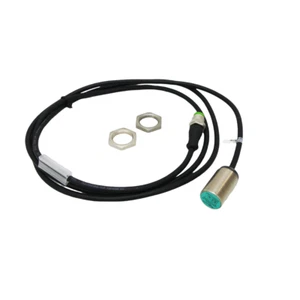 PEPPERL+FUCHS NBB8-18GM30-E2 Induktiver Sensor -unused- - Picture 1 of 4