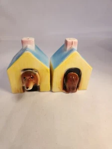VINTAGE KITSCH BRINNS THE OTHER HALF CERAMIC DOG HOUSE SALT PEPPER SHAKER JAPAN - Picture 1 of 7
