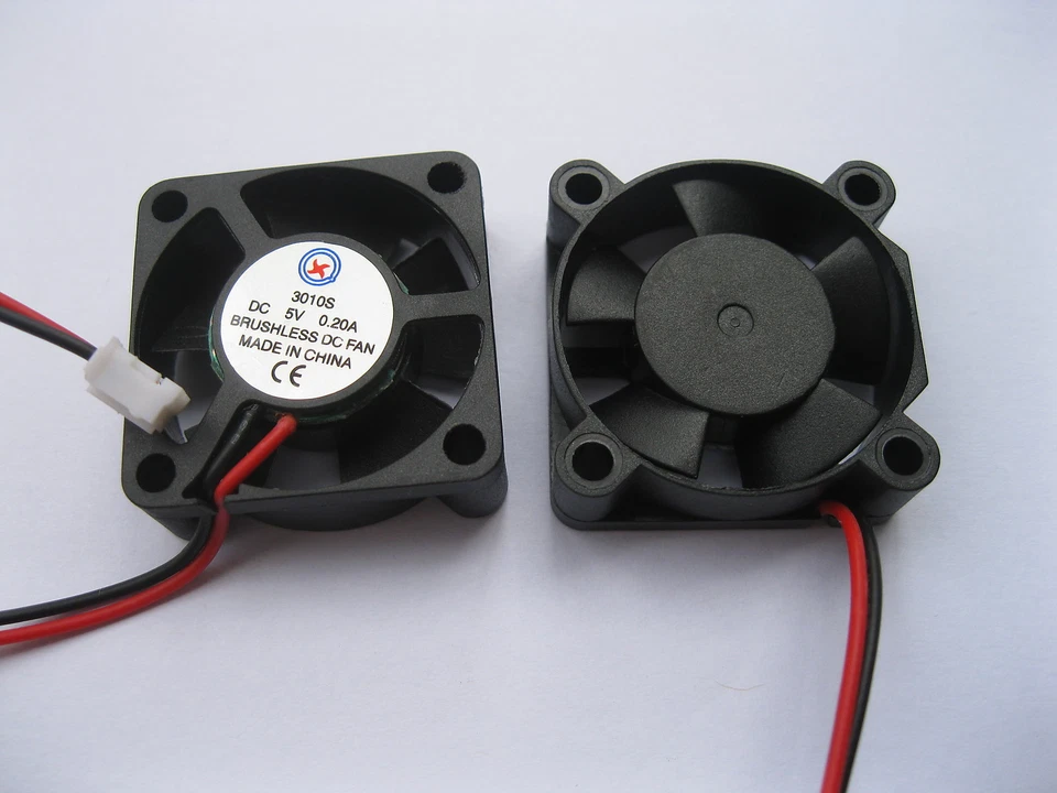 10 pcs Brushless DC Cooling 5 Blade Fan 3010S 5V 30x30x10mm 2 pin Sleeve Bearing - Image 1 of 1