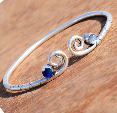 VALENTINO Bracciale in argento sterling 925 con pietre preziose in labradorite e tanzanite per il suo regalo