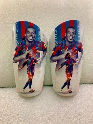 Soccer Shin Guards size xs-s-m-L Ronaldinho - Image 1 of 3
