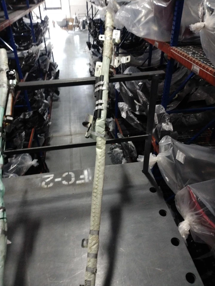 Used Left Curtain Air Bag fits: 2008 Ford Expedition front driver roof 119`` WB - Изображение 1 из 4