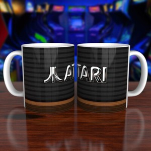 Tasse de jeu d'ordinateur rétro Atari 2600 (a) arcade rétrogaming 8 bits geek mancave