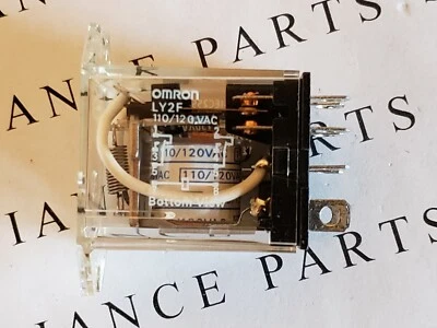 316082700 RELÉ CERRADURA PUERTA HORNO OMRON LY2F 110/120VAC DE UNA GAMA NUEVA Foto 1 de 3
