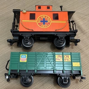 Echo Toys G Scale Model Train Lot Gondola Union Pacific and Caboose Rio Grande - Picture 1 of 12