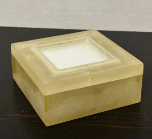 Caja de baratijas con marco cuadrado de acrílico blanco - 4 1/2" X 4 1/2" - Imagen 1 de 11