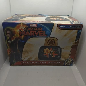 Captain Marvel 2 Slice Toaster - Picture 1 of 4