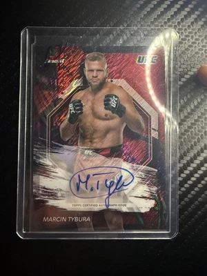 2024 Topps Finest UFC - Autographs Marcin Tybura #FA-MTA Red Shimmer Refractor  - Image 1 of 2