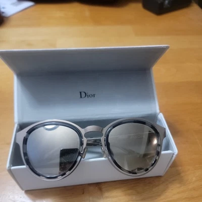 [OBSCURES-0E26-UE] Unisex Christian Dior DIOROBSCURE Sunglasses - Image 1 of 4