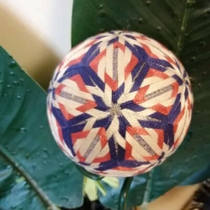 Stunning 4" Handmade Japanese Temari Ball - Picture 1 of 4