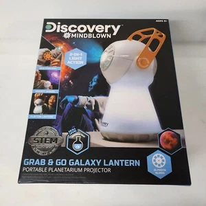 Discovery™ #Mindblown Grab & Go Galaxy Lantern Portable Planetarium Projector - Picture 1 of 3