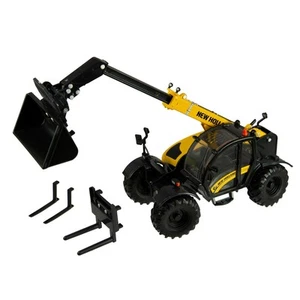 1/32 New Holland 7.42 Telehandler with Attachments - Picture 1 of 7