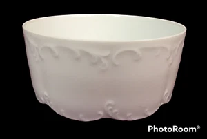 Vintage Rosenthal Classic Rose Fruit Dessert Bowl Embossed Scrolls on Porcelain - Picture 1 of 3
