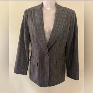OSCAR DE LA RENTA Vintage Wool/Cashmere Pinstripe 1 Button Gray Blazer, Size 6 - Picture 1 of 4