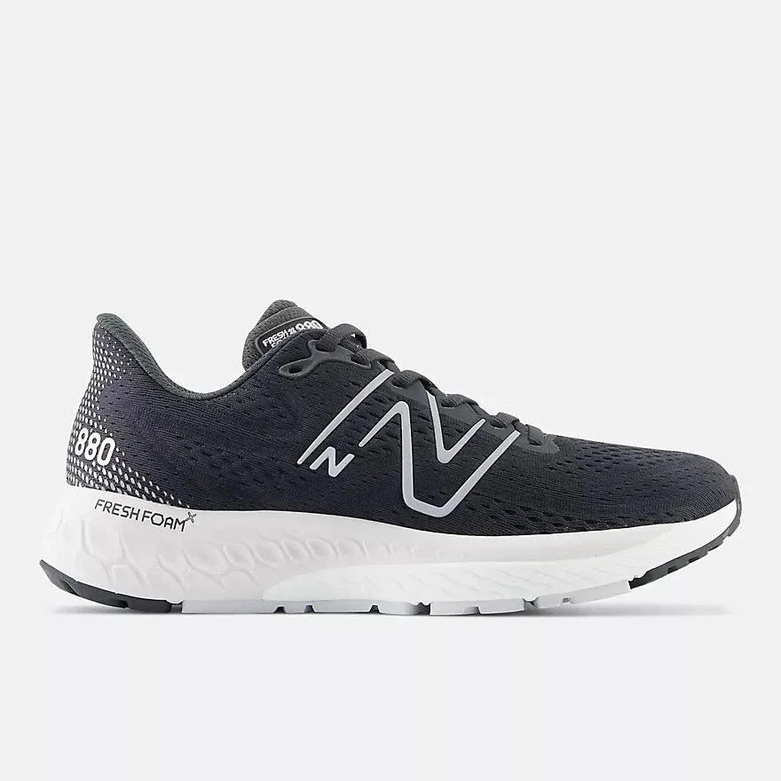 Women's New Balance Fresh Foam X 880v13, Grey/Black, 6 D Wide US - Image 1 of 1