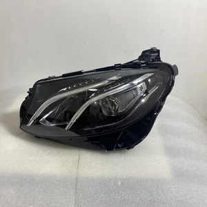 Mercedes Benz W213 LED left headlamp 2016-2019 EU A2139066601 - Bild 1 von 6