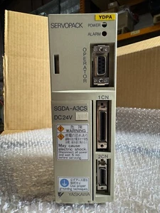 Yaskawa SGDA-02AS Single-Phase AC Servo Driver - Picture 1 of 4