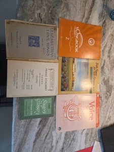 lot vocal sheet music songbooks Voice Repertoire Schirmer Alfred Folk Songs - Foto 1 di 6