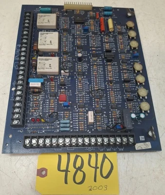 Placa de circuito de accionamiento DC de 2 HP Emerson 2600-200 Rev E 2600-4000 máquina herramienta CNC Foto 1 de 4