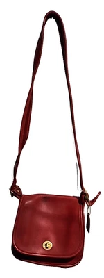 Bolso de hombro Coach 9965 Legacy vintage de cuero rojo con solapa pequeña Foto 1 de 4