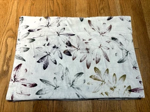 Crate & Barrel Everly Tablecloth Cotton Linen Burgundy Leaves Fall Colors 60x90 - Picture 1 of 7