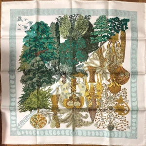 Hermes Schal Les legendes de l'Arbre 90 cm Seide weiß Carr legend tree 35" - Bild 1 von 3