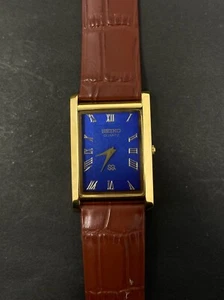 Blau selten Vintage Seiko Tank Quarz japanisches römisches Zifferblatt 27 mm (KOSTENLOSER VERSAND) - Bild 1 von 9