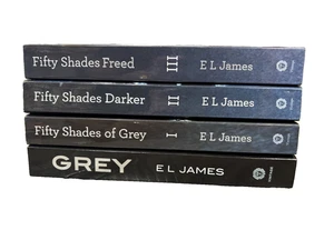 Fifty  Shades of Grey Trilogy Book Set Series + Grey PB E L James - Foto 1 di 1