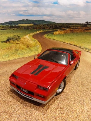 1:18 Sun Star 1982 Chevrolet Camaro Z28 (Red) - Image 1 of 4