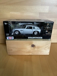 Modellautos 1:24 Aston Martin 007 Goldfinger - Bild 1 von 5