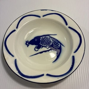 Karpfen Koi tief emaillierter Teller Kobalt cremeweiß dunkelblau Rollrand - Bild 1 von 9
