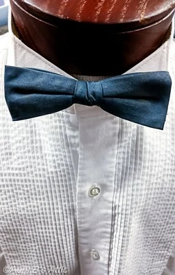 Pajarita vintage años 50-60 gris tela tejida clip en pajarita Foto 1 de 4