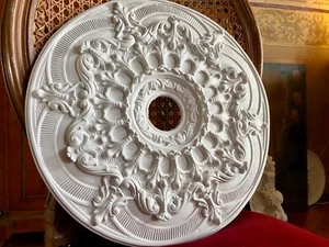 Stucco - wunderschön verzierte Stuckrosette 100-293 Rosette d= 41,5 cm aus Stuck - Bild 1 von 6