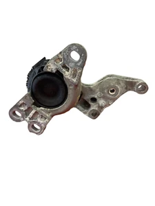 Renault Traffic/Vauxhall Vivaro 1.6 ENGINE MOUNT 2014-2017 P/N 12841371R - Picture 1 of 10