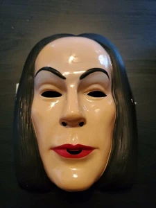 Máscara de Halloween Familia 1992 Morticia Addams Rubíes Clásico Programa de Televisión - Imagen 1 de 2