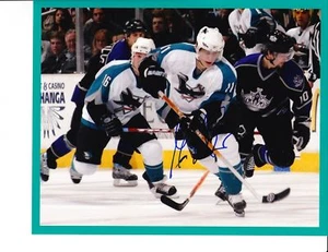 SAN JOSE SHARKS MARCEL GOC MANEJO FIRMADO 8X10 - Imagen 1 de 1