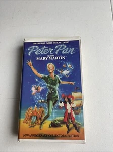 VTG Peter Pan w/ Mary Martin - 30th Anniversary Clamshell VHS - Picture 1 of 3